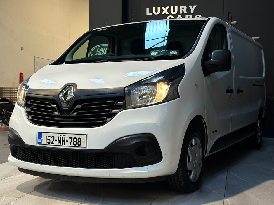 2015 Renault Trafic Passenger TRAFFIC VAN DCi €7,950