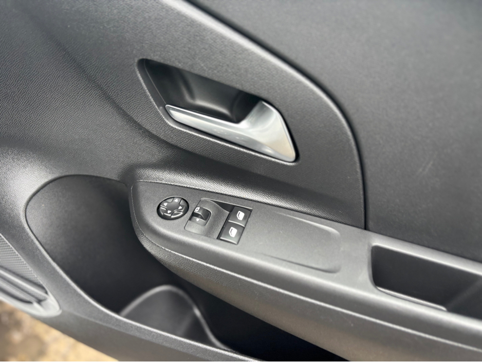 2022 Opel Corsa SC-1.2 75PS-PET-5SP-MY22 4DR Finance Available own this car from €58 per week €13,499