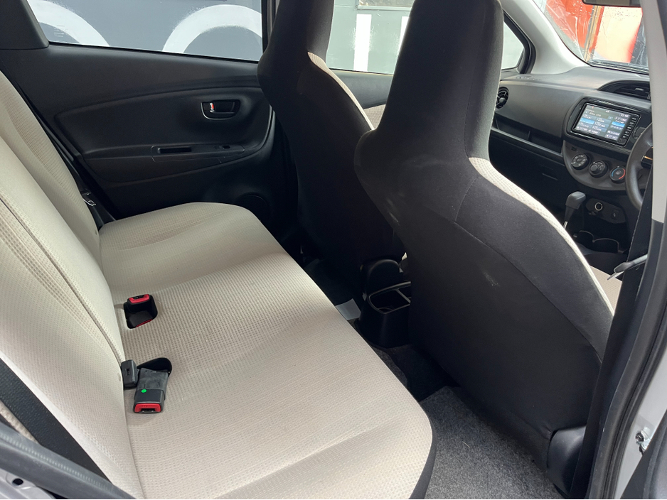 2018 Toyota Vitz €10950! TOYOTA VITZ YARIS AUTOMATIC 1.3 PETROL / 81k KMs / REVERSE CAMERA & MORE €10,950