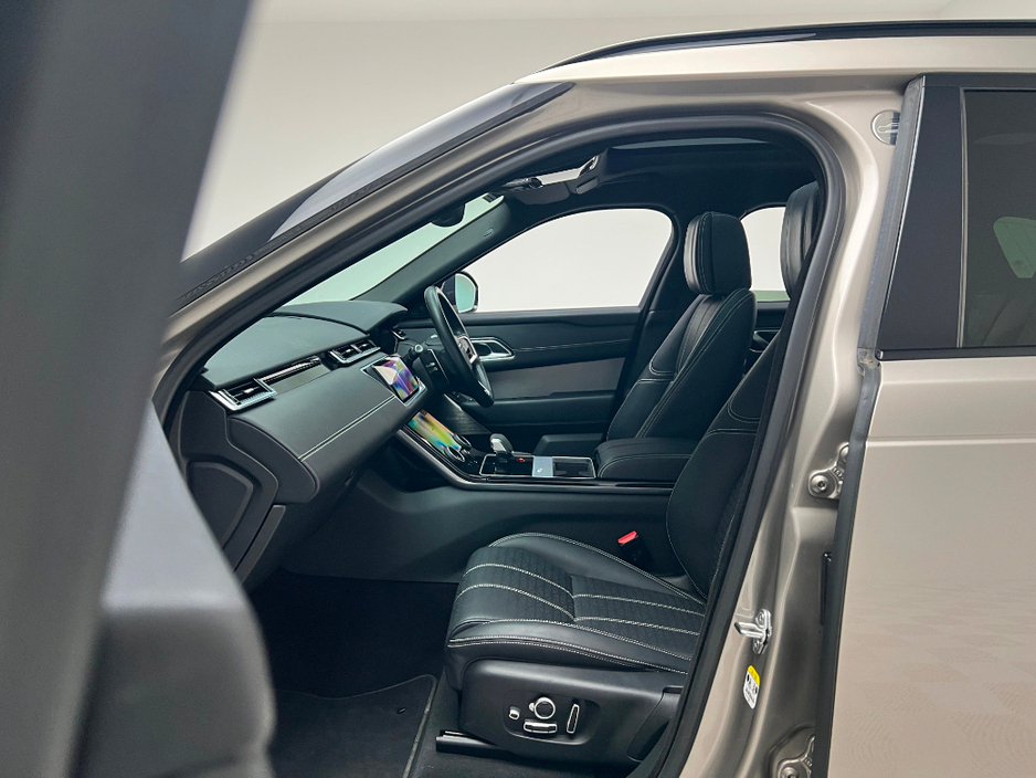 2022 Land Rover Range Rover Velar R-DYNAMIC HSE P400E *PAN ROOF* €52,990
