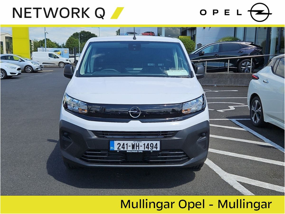 2024 Opel Combo Komfort 1.5 L1 H1 100PS - Price excludes VAT - Check out our Reviews €17,846