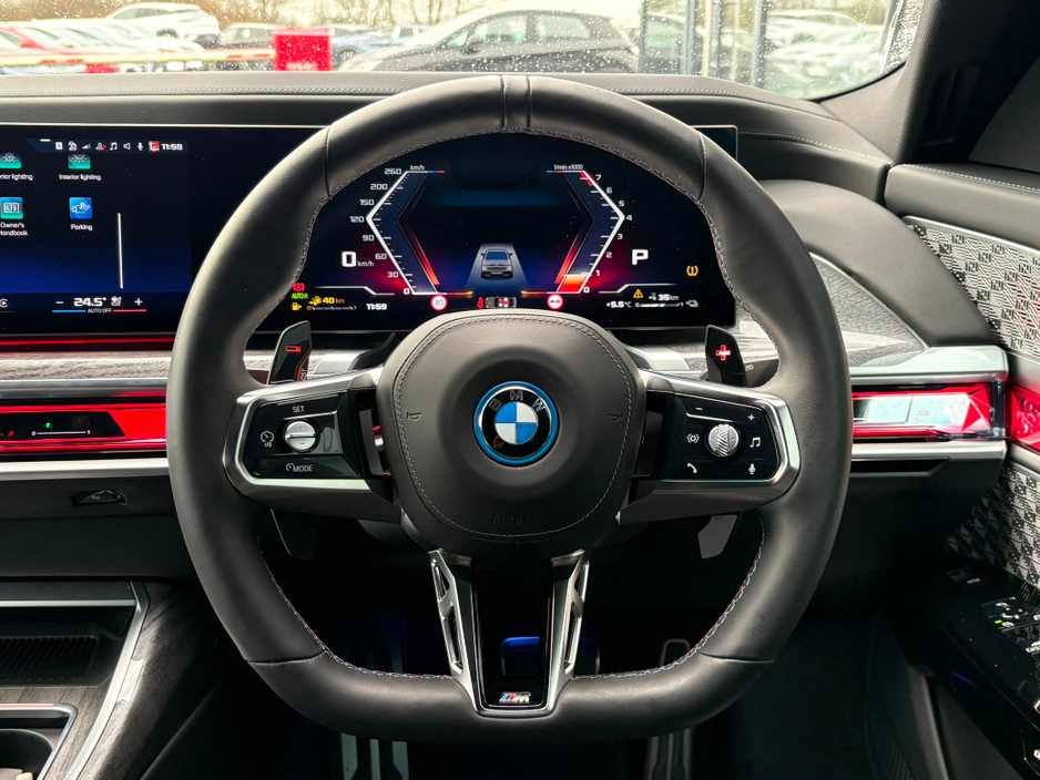 2025 BMW 7 Series M760e xDrive M Sport Pro [Ultimate Pack] €134,995