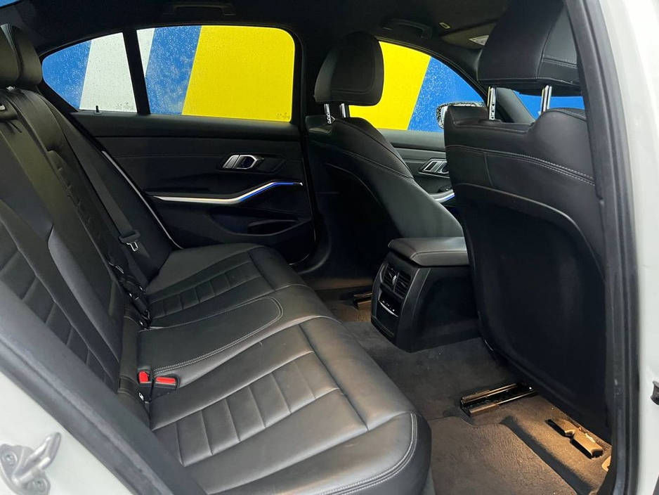 2021 BMW 3 Series 318d M-SPORT COMPETITION 2.0 // LEATHER M-SPORT INTERIOR // NEW 20" M3 ALLOYS // APPLE CARPLAY/ANDROID AUTO €27,900