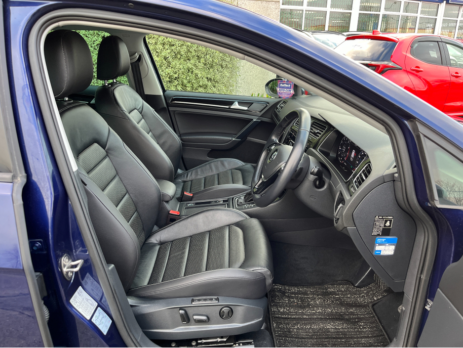 2020 Volkswagen Golf HIGHLINE MEISTER AUTOMATIC 1.4 PETROL //ONLY 7576 MILES//MASSIVE SPEC//DYNAUDIO SOUND SYSTEM//HEATED LEATHER SEATS//ELECTRIC DRIVERS SEAT//KEYLESS ENTRY// €24,950