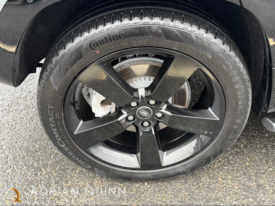 2025 Land Rover Defender P300e X-DYNAMIC SE URBAN SPEC PHEV AUTO €109,950