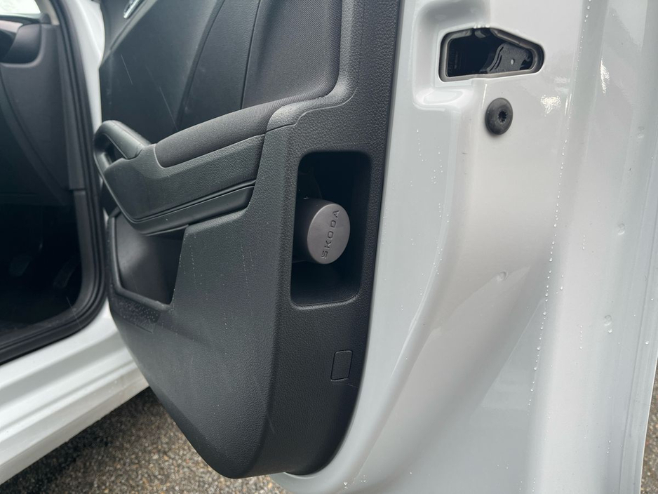 2026 Skoda Fabia SELECTION SPEC 1L 80 HP - BLACK COLOUR CONCEPT pack & UPGRADED ALLOYS €27,995