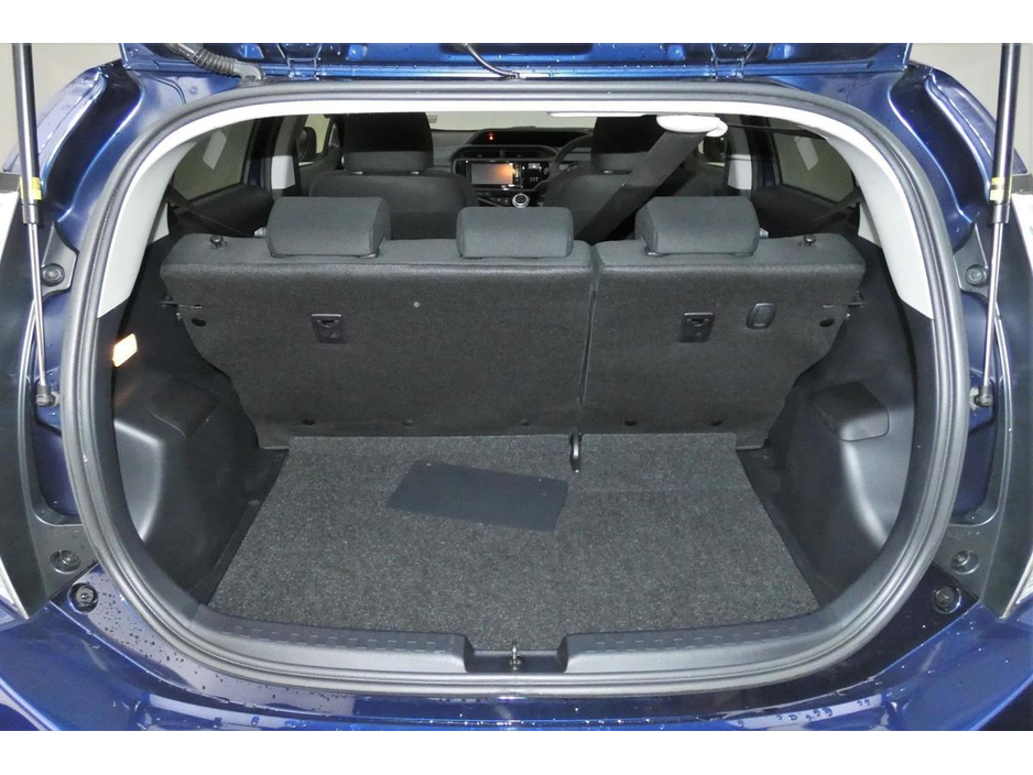 2020 Toyota Aqua *JAN 2026 PRICING NOW* 1.5 VVT-i HYBRID *ANDROID CAR PLAYER*15"ALLOYS* €14,480