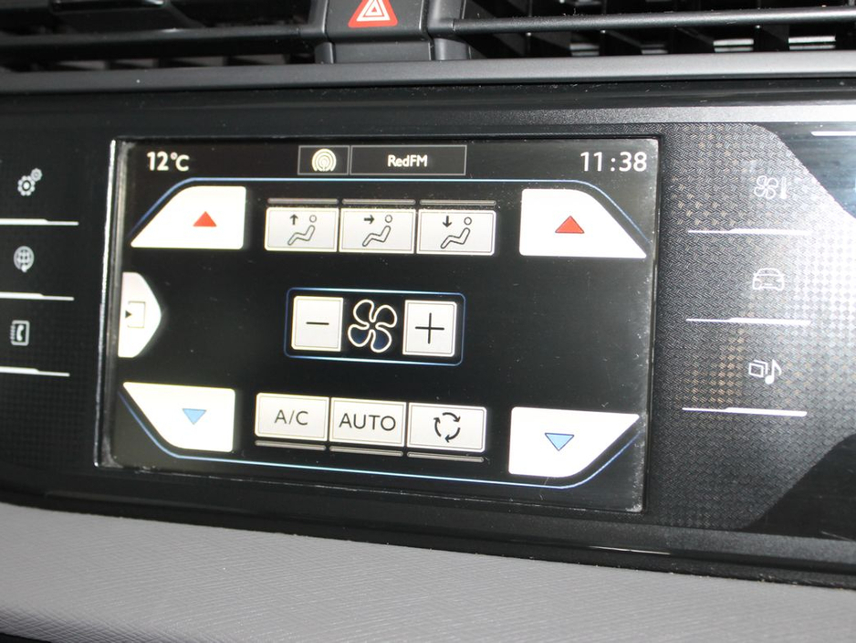 2015 Citroen C4 Picasso Grand C4picasso 1.6e-hdi (115) Selection €8,999