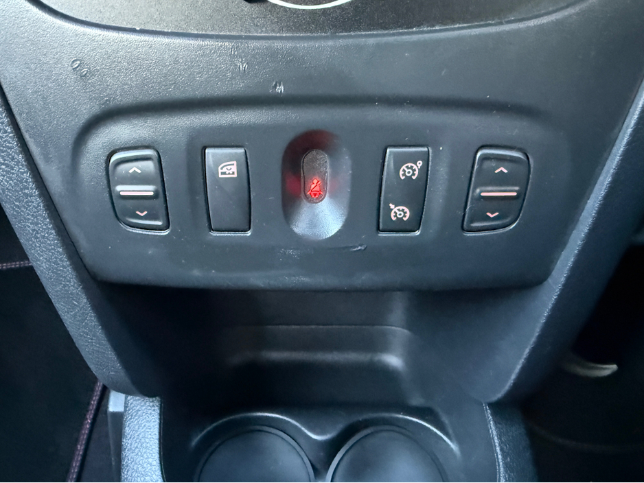 2017 Dacia Sandero STEPWAY SIGNATURE TCE 90 PH2 4 €7,990