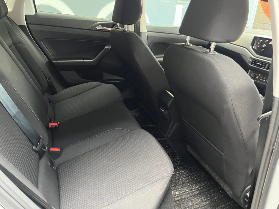 2022 Volkswagen Polo POLO AUTOMATIC 1.0 TSI COMFORT LINE / 21k KMs / REVERSE CAMERA , ADAPTIVE CRUISE & MORE €23,950