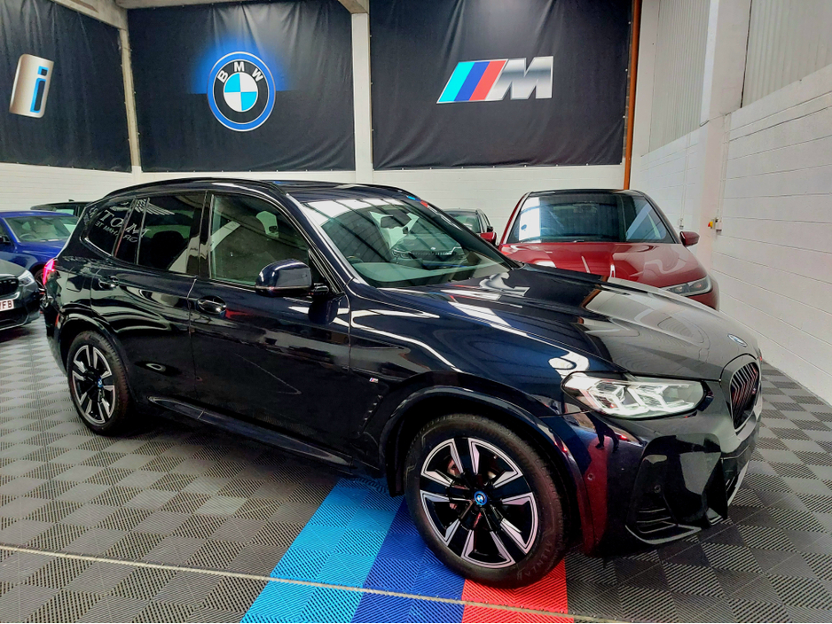 2022 BMW iX3 222 iX3 (NEW MODEL)  M SPORT --- PANORAMIC  SUNROOF --COMFORT PACK-- DRIVER ASSIST PROF PACK --- PARK ASSIST PACK -- ELECTRIC SEATS --- VISIBILITY PACK ---HIGH BEAM ASSIST - WIRELESS CHARGER €31,995
