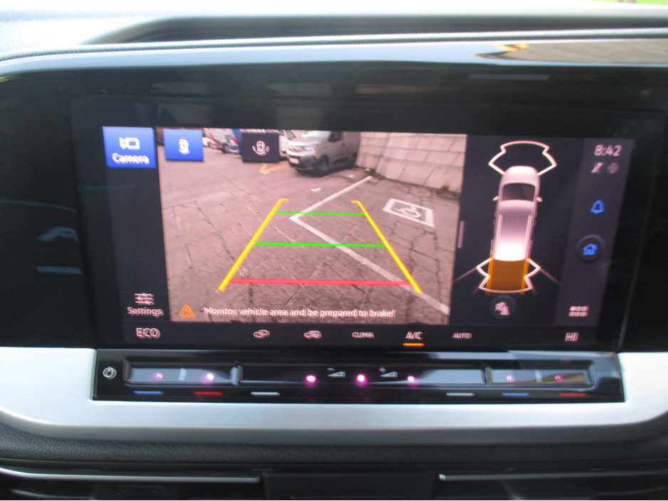 2026 Ford Tourneo Connect PLUG IN HYBRID WHEELCHAIR TAXI €68,000