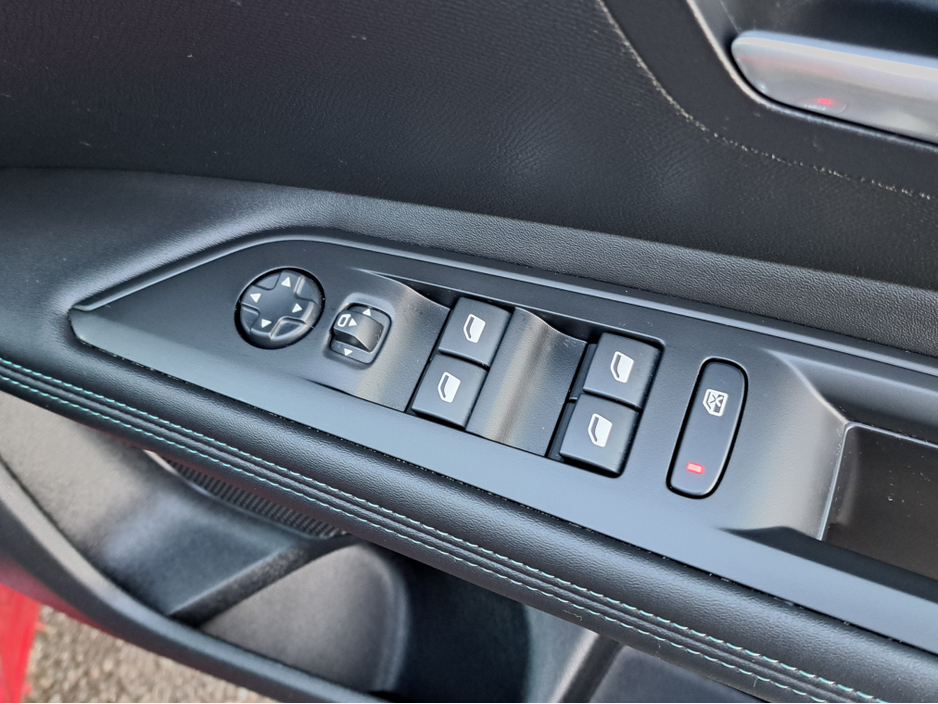 2022 Peugeot 3008 ALLURE 1.5TD 130BHP **8 SPEED AUTOMATIC** €31,500