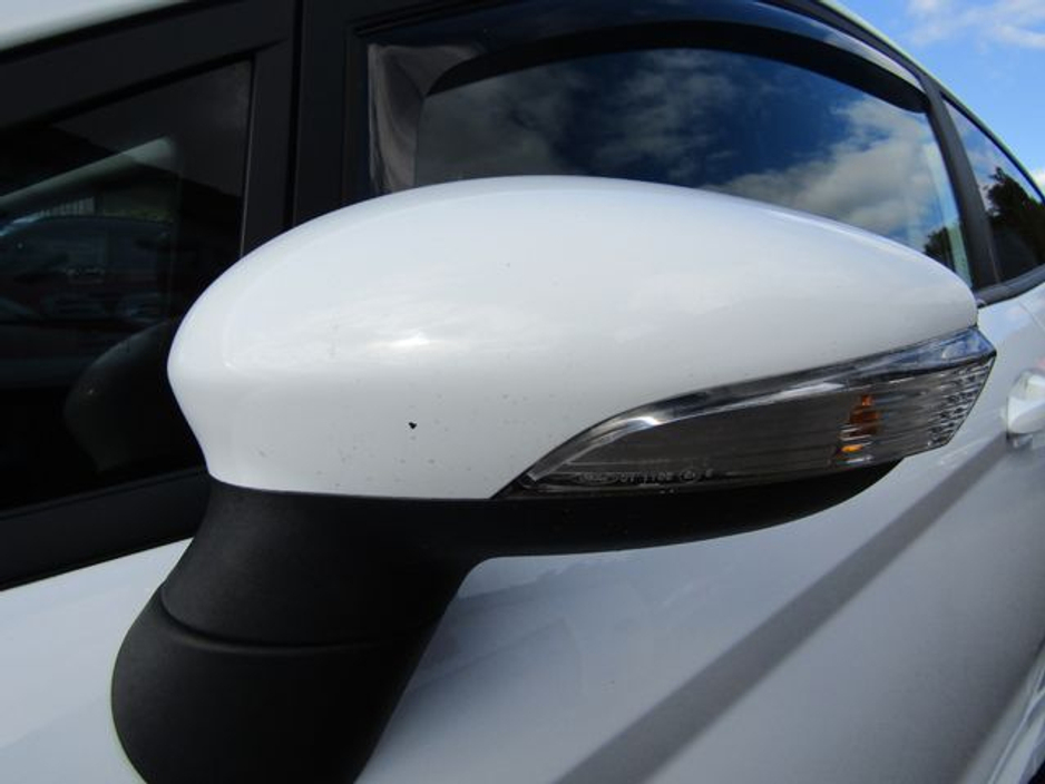 2016 Ford Fiesta Zetec-s 1.0 125PS S/s5spd 3DR €10,950