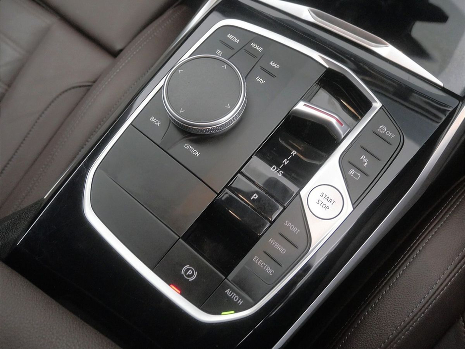 2024 BMW 3 Series 330e M Sport Saloon €48,900