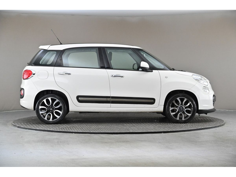 2016 Fiat 500l 1.3 MULTIJET LOUNGE 85BHP 5SPD *PANORAMIC ROOF* €11,890