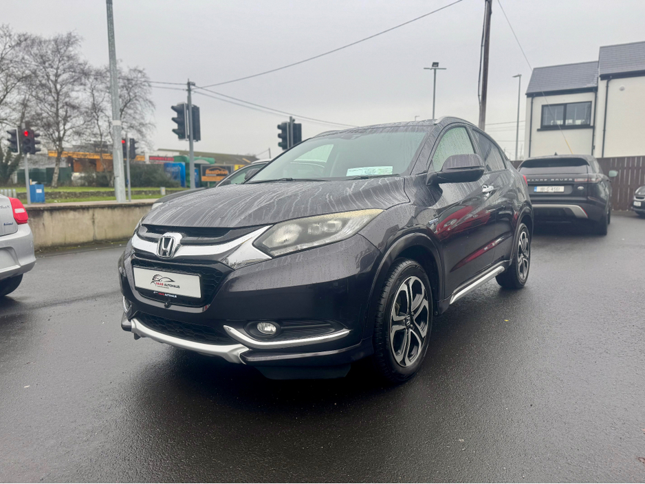 2015 Honda Vezel Hybrid | Heated Seats | Camera | High Spec €13,750