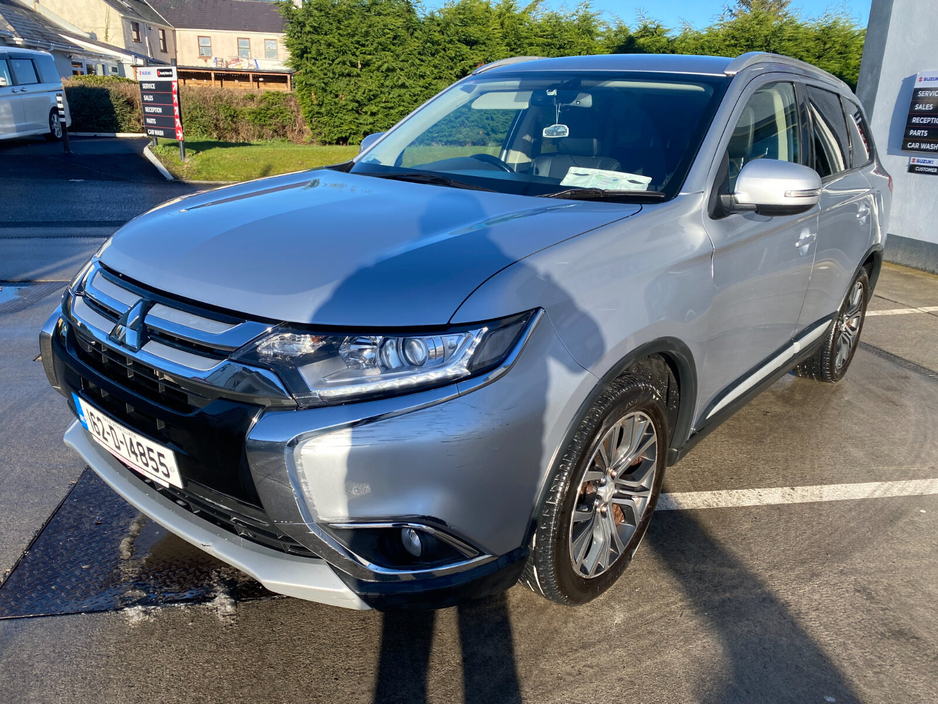 2016 Mitsubishi Outlander 2.2 DI-D 150PS 6MT 4WD 7-Seater Instyle €11,950