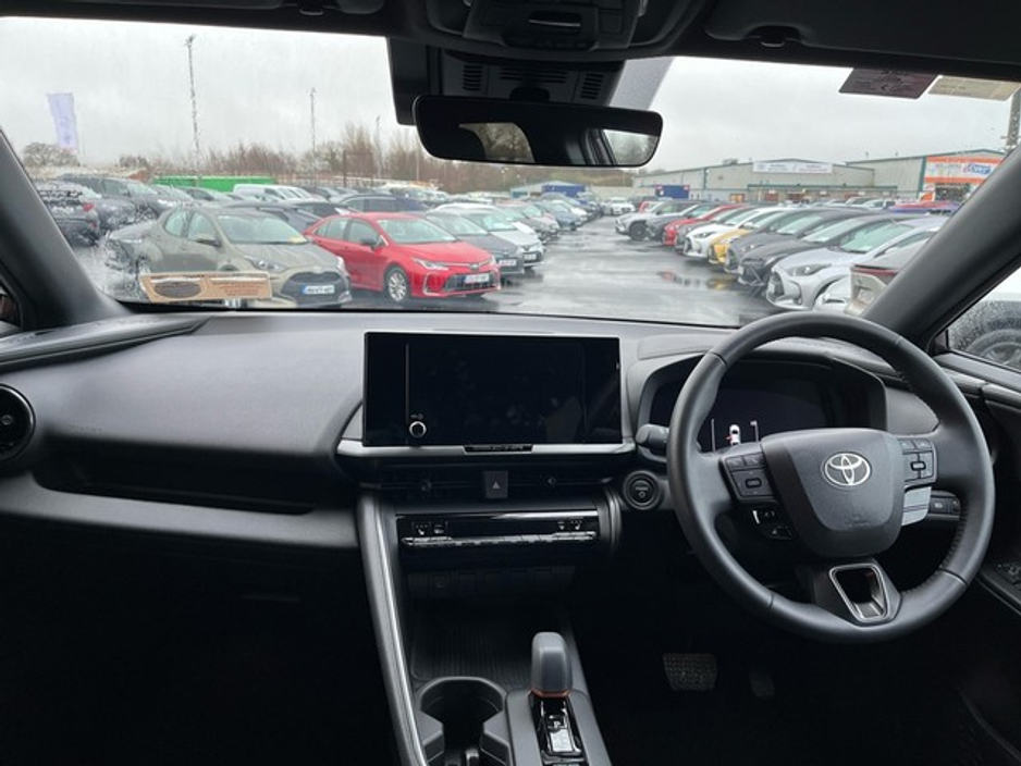 2024 Toyota C-HR Hybrid Sport €36,900