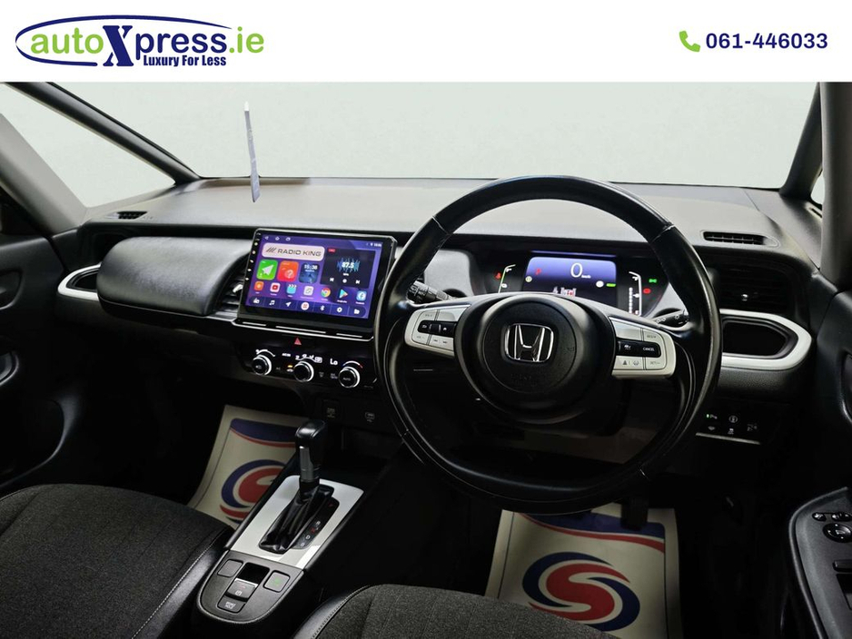 2020 Honda Fit 1.5 E:HEV BASIC Automatic, Reversing camera €16,495