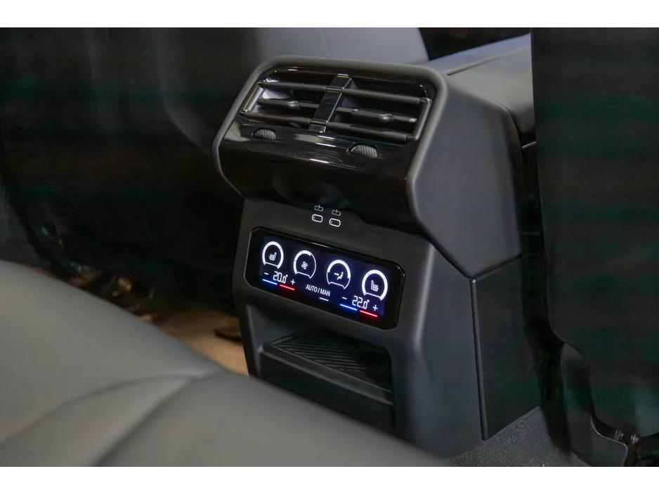 2025 BMW M5  €132,950