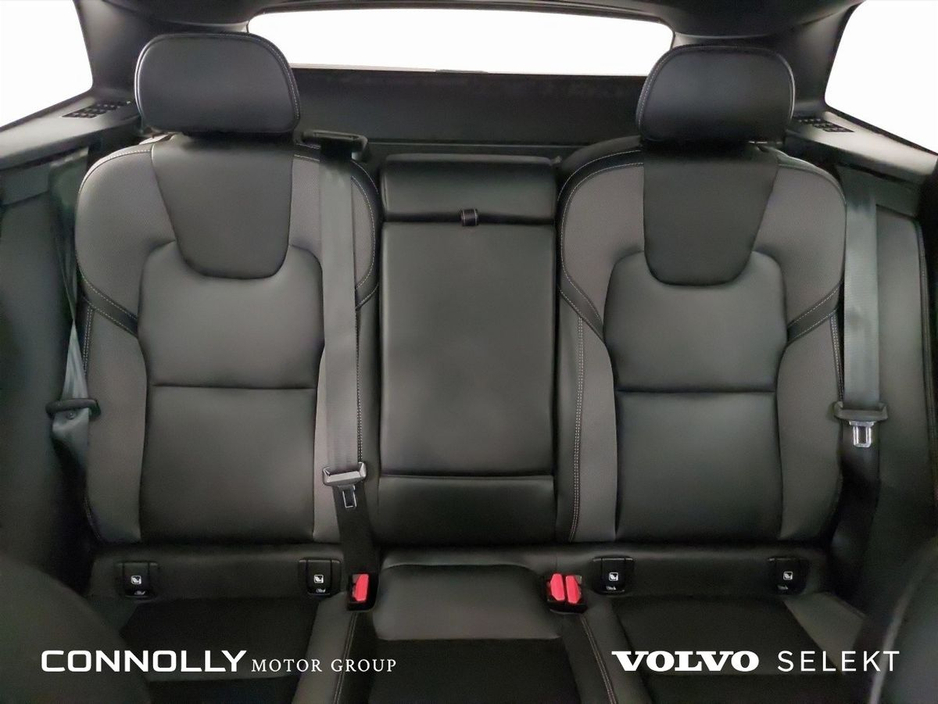 2025 Volvo XC60 Plus Black Ed T6 PHEV €577pm €65,495