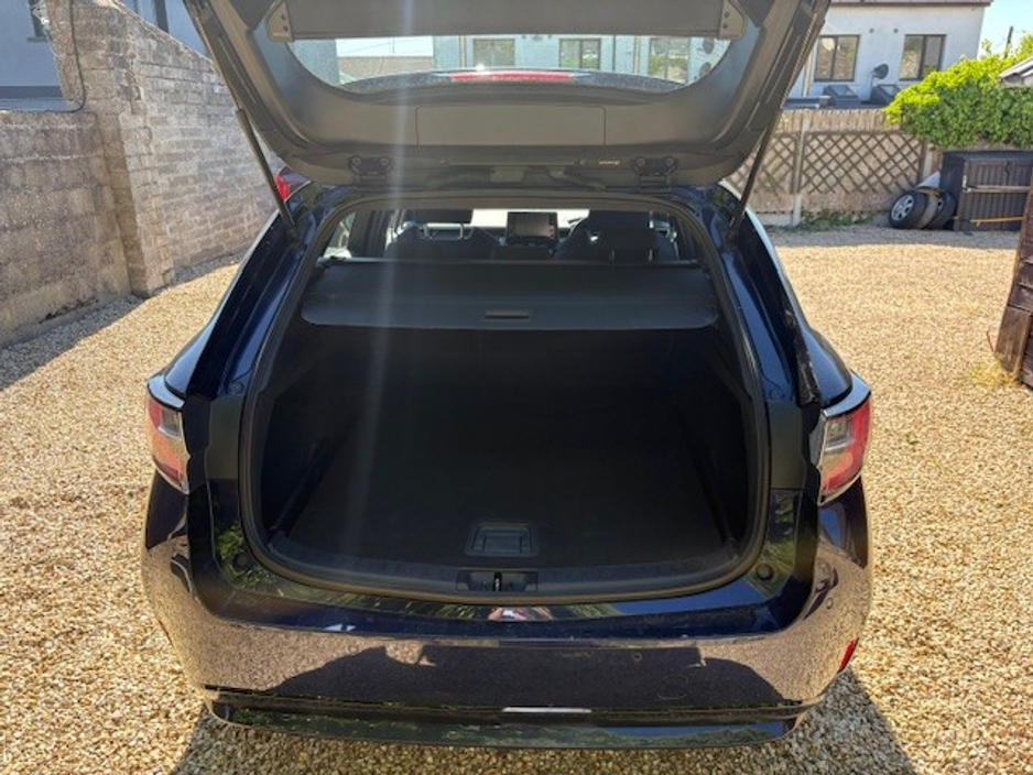 2021 Toyota Corolla Icon Tech Touring 1.8 Hybrid Auto CVT HEV €18,900