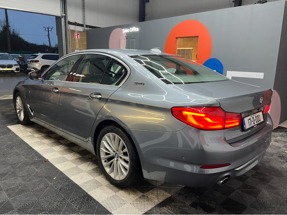 2017 BMW 5 Series €22950! 2017 BMW 530E LUXURY iPERFORMANCE 2.0 AUTOMATIC / CRUISE CONTROL / 360° PARKING CAMERA / ELECTRIC HEATED SEATS €22,950