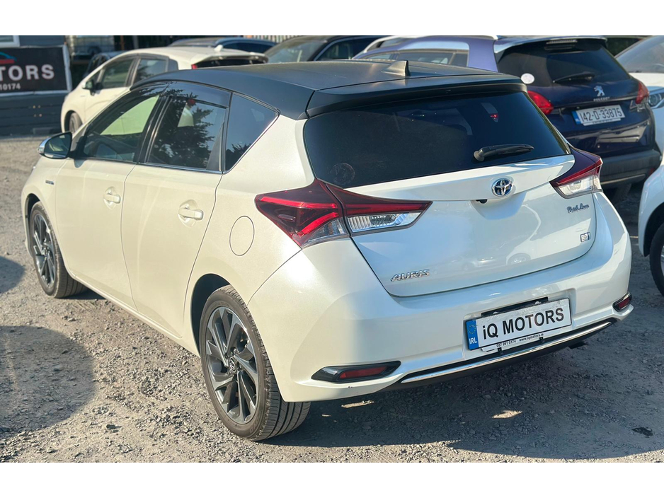 2016 Toyota Auris BRICK LANE AUTOMATIC 1.8 PETROL HYBRID  LOW MILEAGE (3517) €15,995