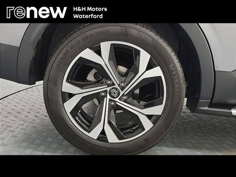 2025 Renault Arkana "Only 7500km" "Automatic" "Side Steps" "Great Value" "Diamond Cut Alloys" €34,995