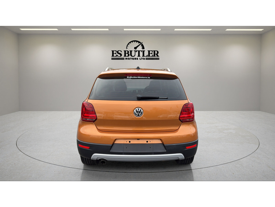 2016 Volkswagen Polo 1.2 TSI 5DR 90HP Crosspolo €12,900