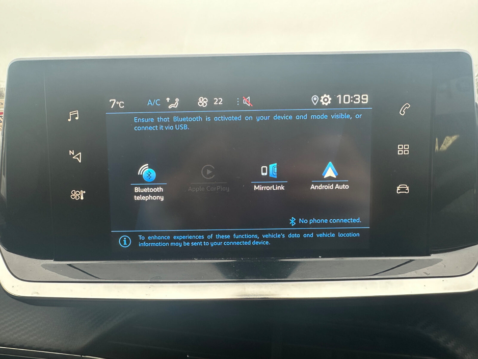 2022 Peugeot 2008 1.2 Puretech 100bhp Allure €21,895