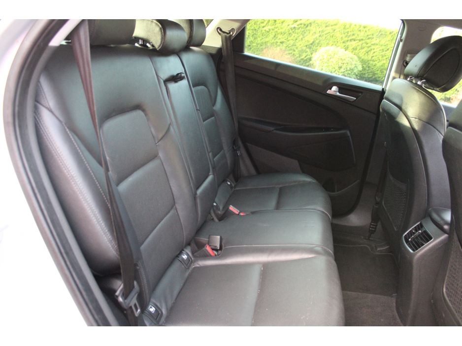 2016 Hyundai Tucson 1.7 CRDI PREMIUM BL/DR 2WD 5DR €15,995