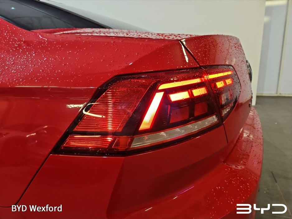 2020 Volkswagen Passat 1.6 TDI 120HP Elegance DSG €22,475