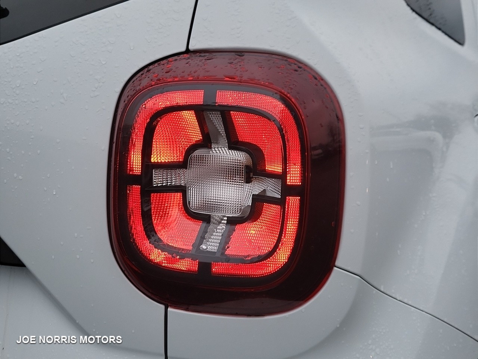 2019 Dacia Duster COMFORT BLUE DCI 115 MY 4DR €14,995