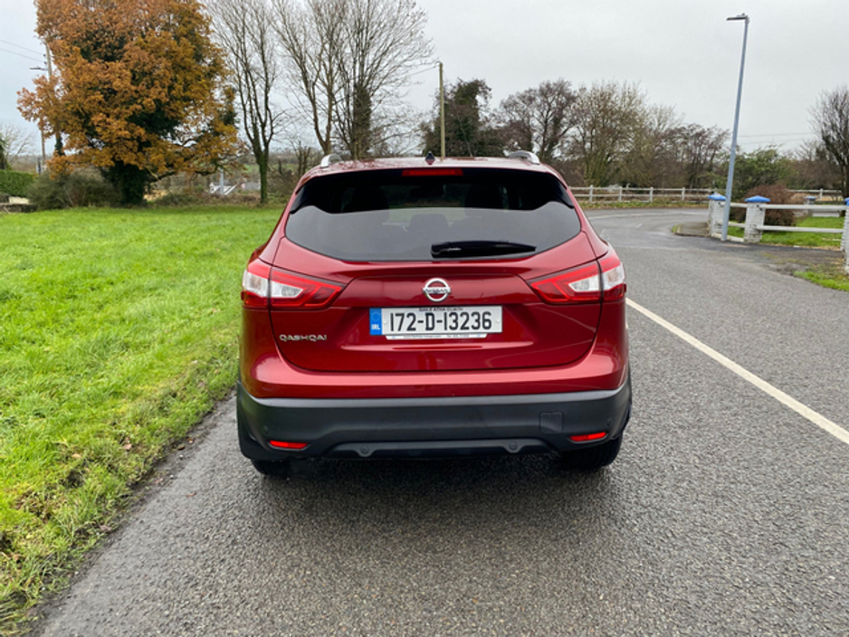 2017 Nissan Qashqai 1.2 SV PREMIUM '17 4DR €13,750