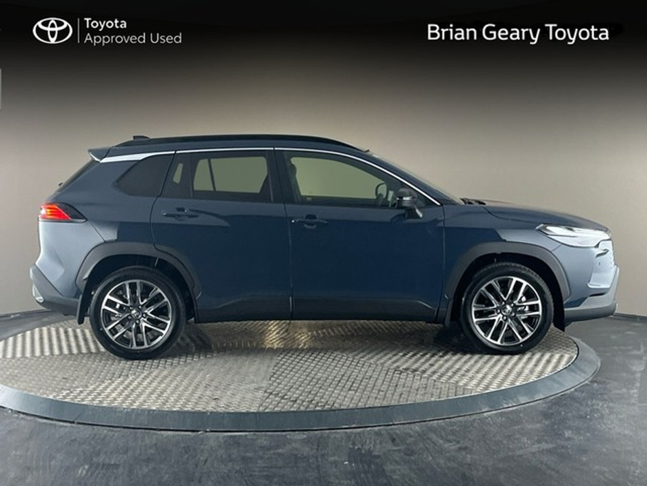 2025 Toyota Corolla Cross HYBRID SOL *New Model* €42,950