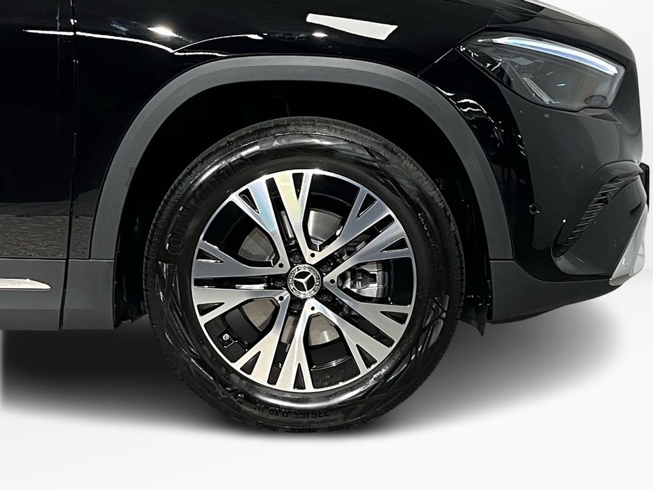 2026 Mercedes-Benz GLA Class 180 Progressive - 18 Inch Alloys - Reversing Camera - Ambient Lighting - Sat Nav - Climate Control - Heated Seats - Keyless Start - Apple CarPlay/Android Auto €57,950