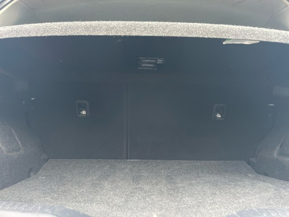 2015 Toyota Auris 1.33 5DR TERRA 4DR €12,888