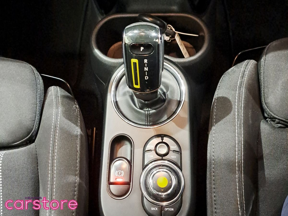 2020 MINI Hatch Cooper Classic Auto €15,880