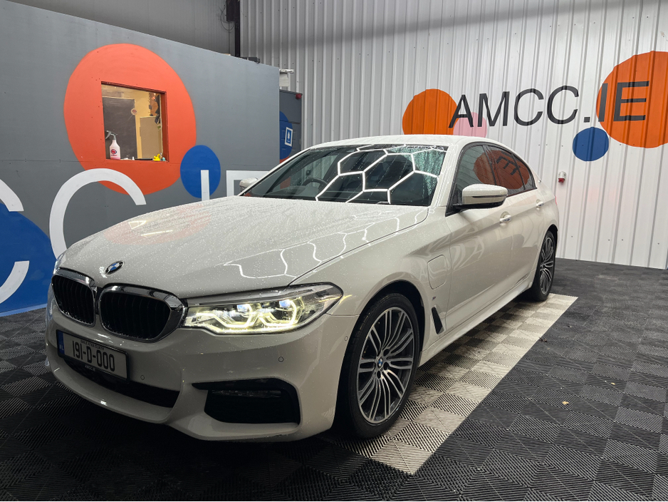 2019 BMW 5 Series €26950! 2019 BMW 530E M-SPORT iPERFORMANCE 2.0 AUTOMATIC/ CRUISE CONTROL / 360° PARKING CAMERA / ELECTRIC MEMORY & HEATED SEATS / REAR HEATED SEATS / PADDLE SHIFTERS €26,950