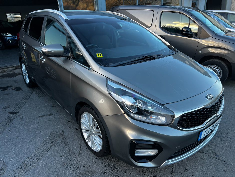 2017 Kia Carens EX  1.7 Crdi 7 SEATER LOW KMS €16,950