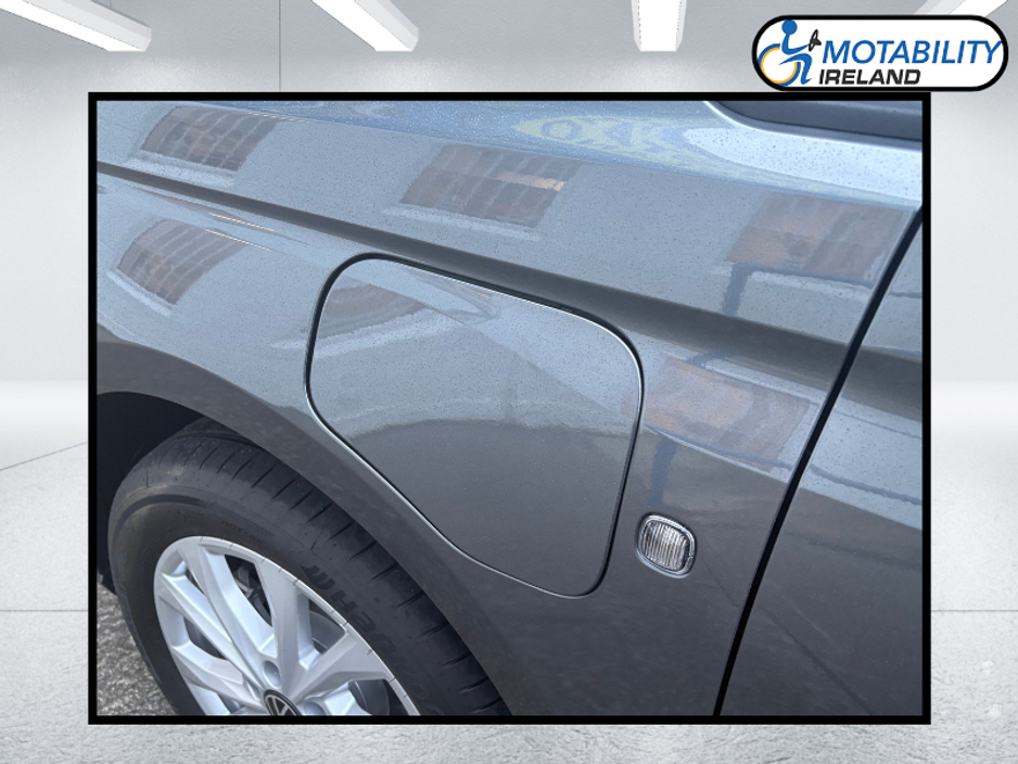 2026 Volkswagen Caddy Maxi 1.5 PHEV Wheelchair Accessible 7 Seats €69,995