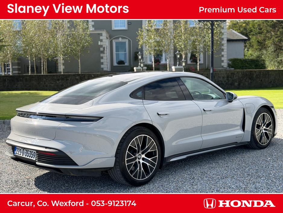 2022 Porsche Taycan 4X2 AUTO €69,950