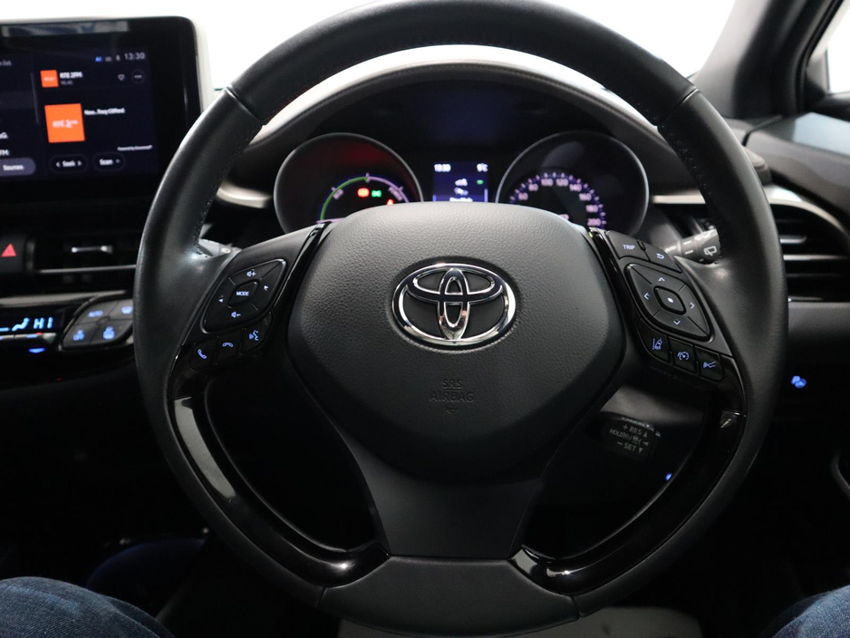 2023 Toyota C-HR *81* HYBRID SOL 4DR AUTO €25,800