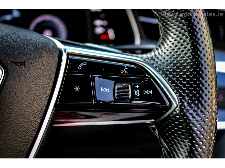 2022 Audi A6 40TDI 204HP S tronic S Line €42,995