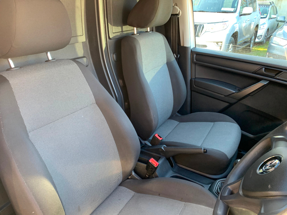 2016 Volkswagen Caddy Maxi 2.0 TDI 102 BHP // NO VAT // 05/26 CVRT // GREAT CONDITION // €6,950