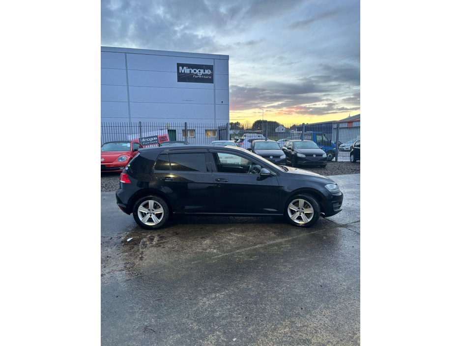 2015 Volkswagen Golf  €10,995