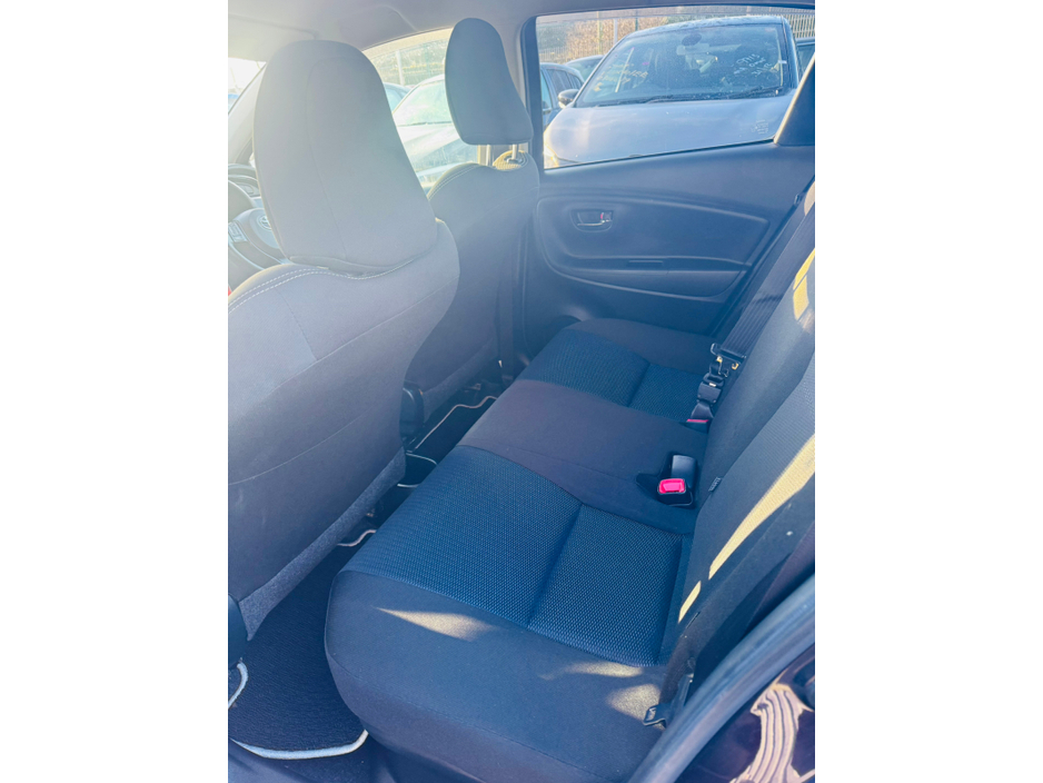 2017 Toyota Vitz  €12,250