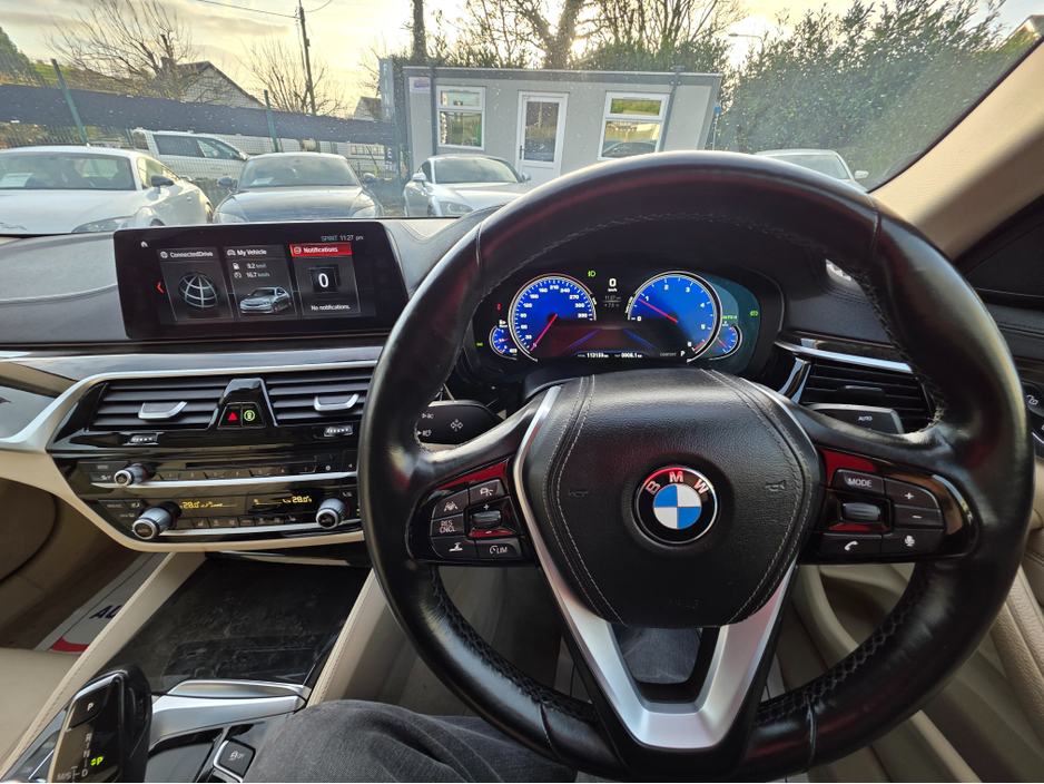 2017 BMW 5 Series 523D LUXURY UPGRADED PACK EDITION FULL LEATHER ELECTRIC HEATED SEATS - 360 REVERCE CAMERA - PRIVACY GLASS €24,950